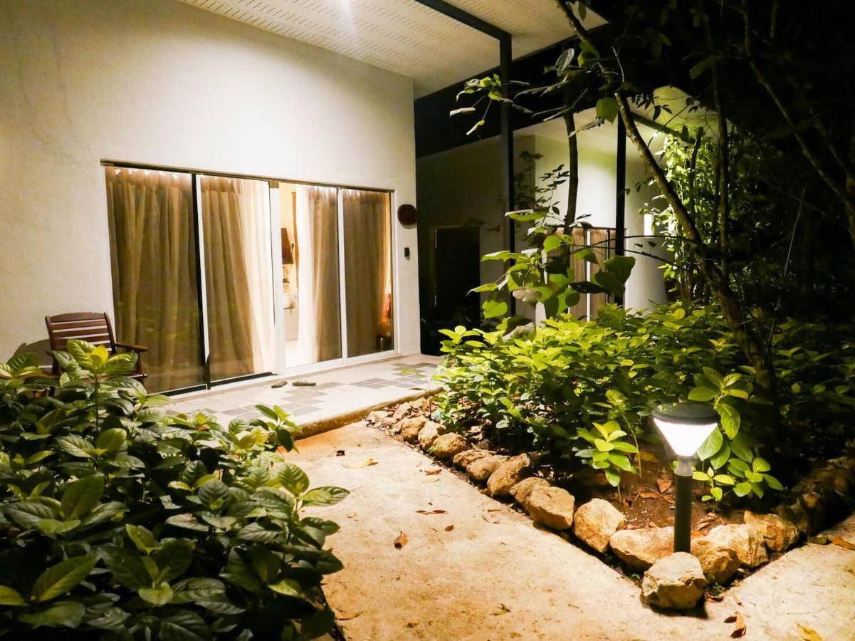 The Firefly Resort Semporna Exteriör bild