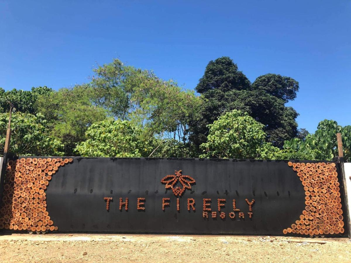The Firefly Resort Semporna Exteriör bild