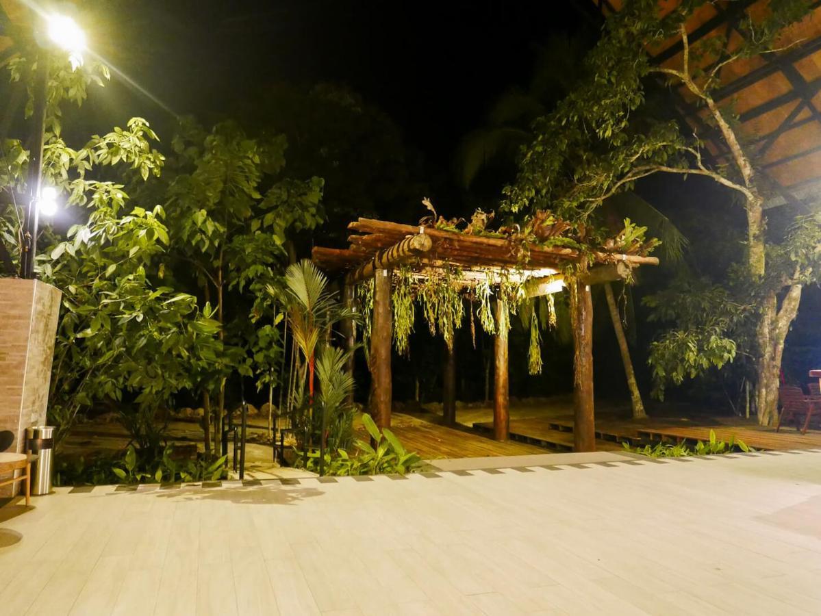 The Firefly Resort Semporna Exteriör bild